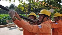 Giá bán buôn điện trong nội bộ EVN tăng từ 2%-5%, giá bán lẻ thì sao?