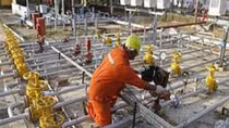 Tổng thống Pháp kêu gọi chấm dứt lệnh trừng phạt Nga
