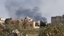 Thủ đô Libya rung chuyển vì bị nã rocket liên tục 