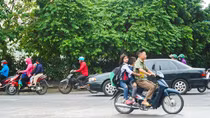 Tái diễn tình trạng trẻ em không đội MBH khi tham gia giao thông