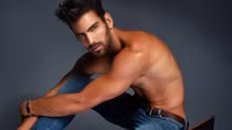 Tài năng và nghị lực của người mẫu khiếm thính Nyle DiMarco