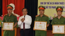 Khen thưởng CA Phú Thọ trong đấu tranh, bảo vệ an toàn hoạt động ngân hàng
