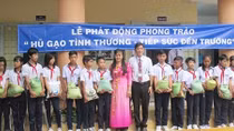Hũ gạo tình thương nâng bước học trò nghèo