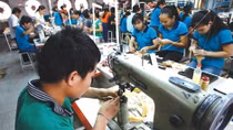 Thảo luận về dự án Luật hỗ trợ doanh nghiệp vừa và nhỏ