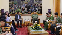 Thứ trưởng Bùi Văn Thành tiếp lãnh đạo Tập đoàn Oshkosh của Hoa Kỳ