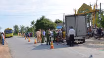 Một bé trai chết thảm do tai nạn giao thông