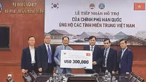 Chính phủ Hàn Quốc ủng hộ các tỉnh miền Trung bị thiên tai