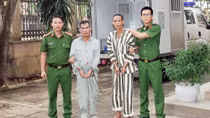 Chuyện về những người “mò kim đáy bể”