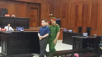 Phúc thẩm vụ án Ngân hàng Đông Á: Vũ "nhôm" y án 17 năm tù