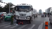 Bị xe ben tông, bà cụ 80 tuổi tử vong