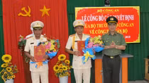 Công bố quyết định bổ nhiệm Giám đốc Công an tỉnh Vĩnh Long
