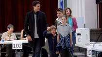 Cử tri Canada bầu cử quyết định số phận của Thủ tướng Trudeau