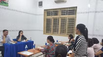 Tạm đình chỉ công tác của Hiệu trưởng do không minh bạch thu chi