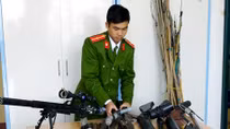 Công an huyện Quảng Trạch thu giữ lượng lớn vũ khí, công cụ hỗ trợ