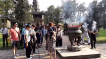 Du khách mua 1,7 kg măng cụt, bị “chém” giá 1 triệu đồng