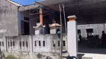 Dùng kéo đâm người cùng thôn tử vong sau cãi vã