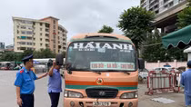 Hà Nội ra quân kiểm tra khí thải xe ô tô