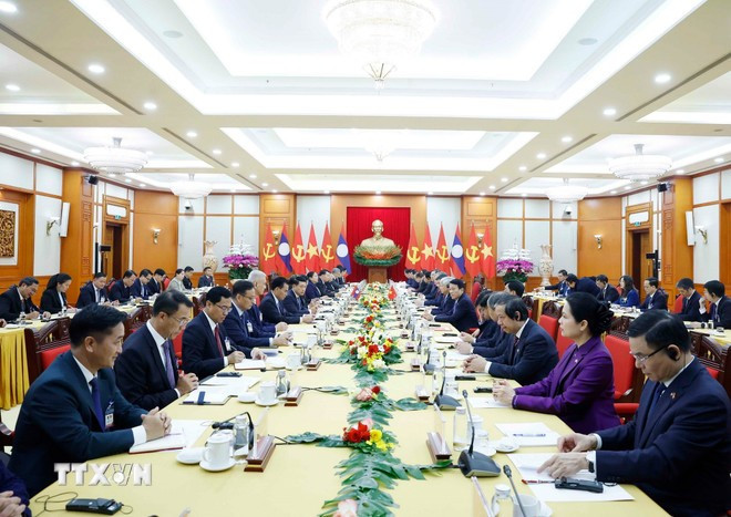 Tổng Bí thư Tô Lâm hội đàm với Tổng Bí thư, Chủ tịch nước Lào Thongloun Sisoulith -0