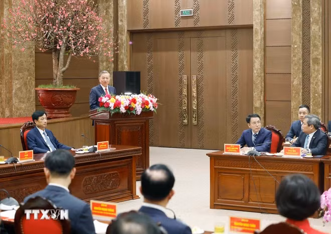 Tổng Bí thư Tô Lâm thăm, chúc Tết Đảng bộ, chính quyền, nhân dân Thủ đô Hà Nội -0