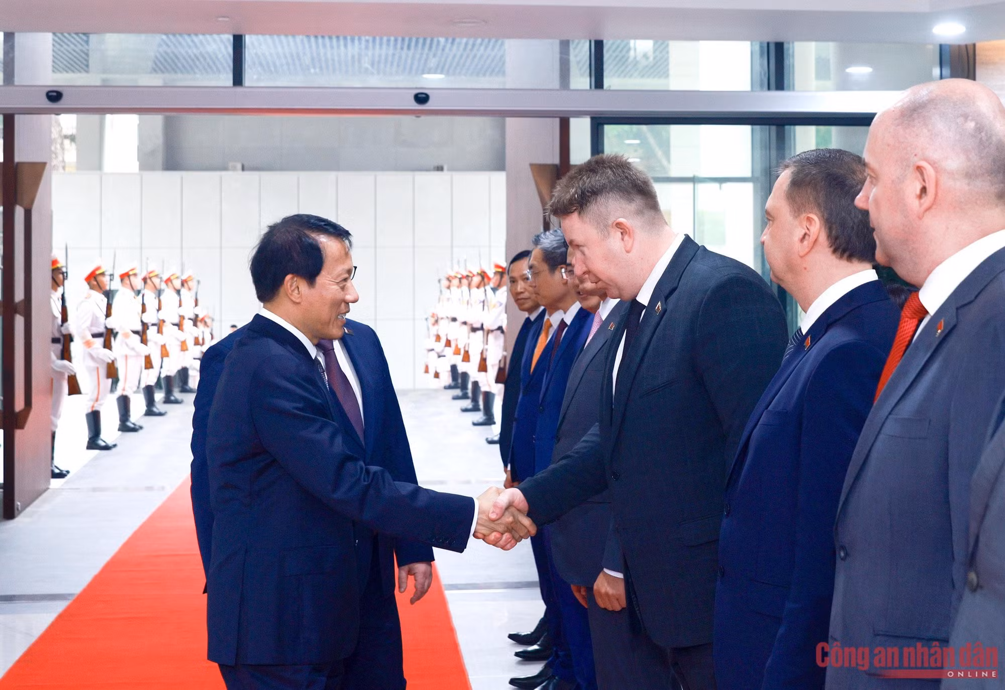 Việt Nam, Belarus tăng cường hợp tác về giám định tư pháp -2