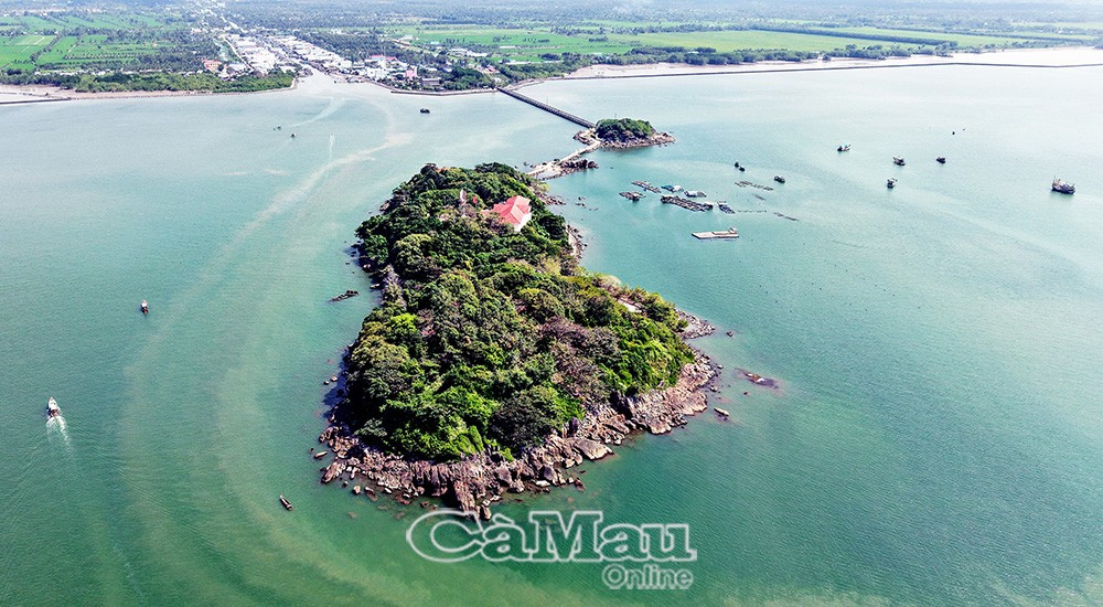 Huy động hiệu quả nguồn lực, phát huy tiềm năng, lợi thế - Động lực đưa Cà Mau phát triển nhanh và bền vững trong kỷ nguyên mới (*) -2