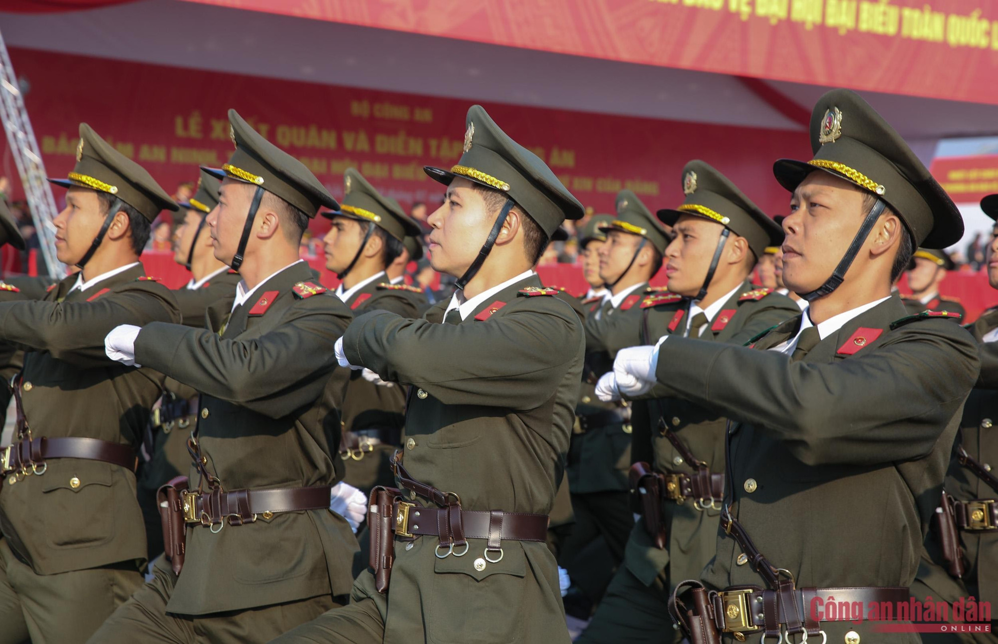 Lực lượng CAND sẵn sàng xuất quân bảo vệ Đại hội XIV của Đảng -2