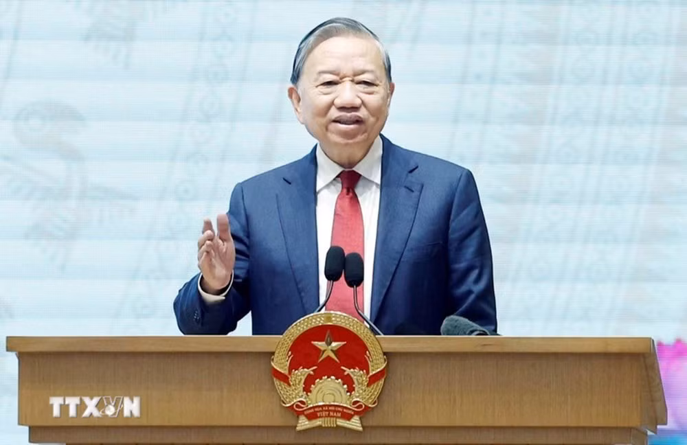 Tổng Bí thư Tô Lâm: Chuyển mạnh và thực chất tư duy 'quản lý' sang 'kiến tạo phát triển,' chấm dứt đùn đẩy, né tránh