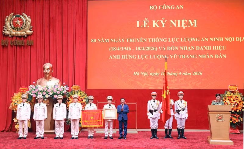 Xây dựng thế trận an ninh nội địa vững chắc, liên thông, rộng khắp -0