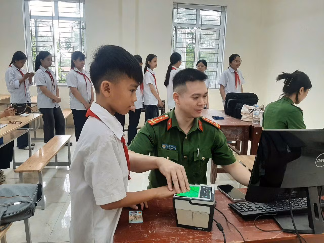 1786063404658-1925855301948635069-3177905346170872093-ecc18d0ffe52a77234a1fd2fd1e07f66.jpg