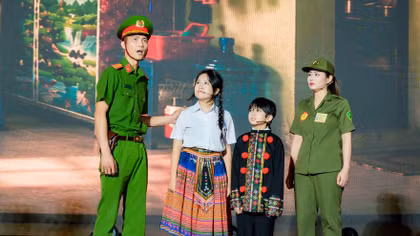 Khắc hoạ những người giữ bình yên từ cơ sở