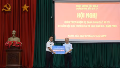 Mang yêu thương ra Trường Sa, đồng hành với bệnh nhân ung thư