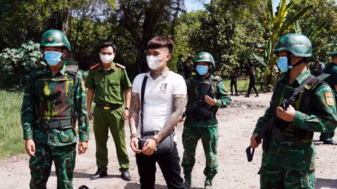 Phát hiện đối tượng truy nã khi tiếp nhận công dân 