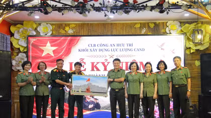 Cán bộ Công an hưu trí với hoạt động từ thiện ý nghĩa tại Sapa