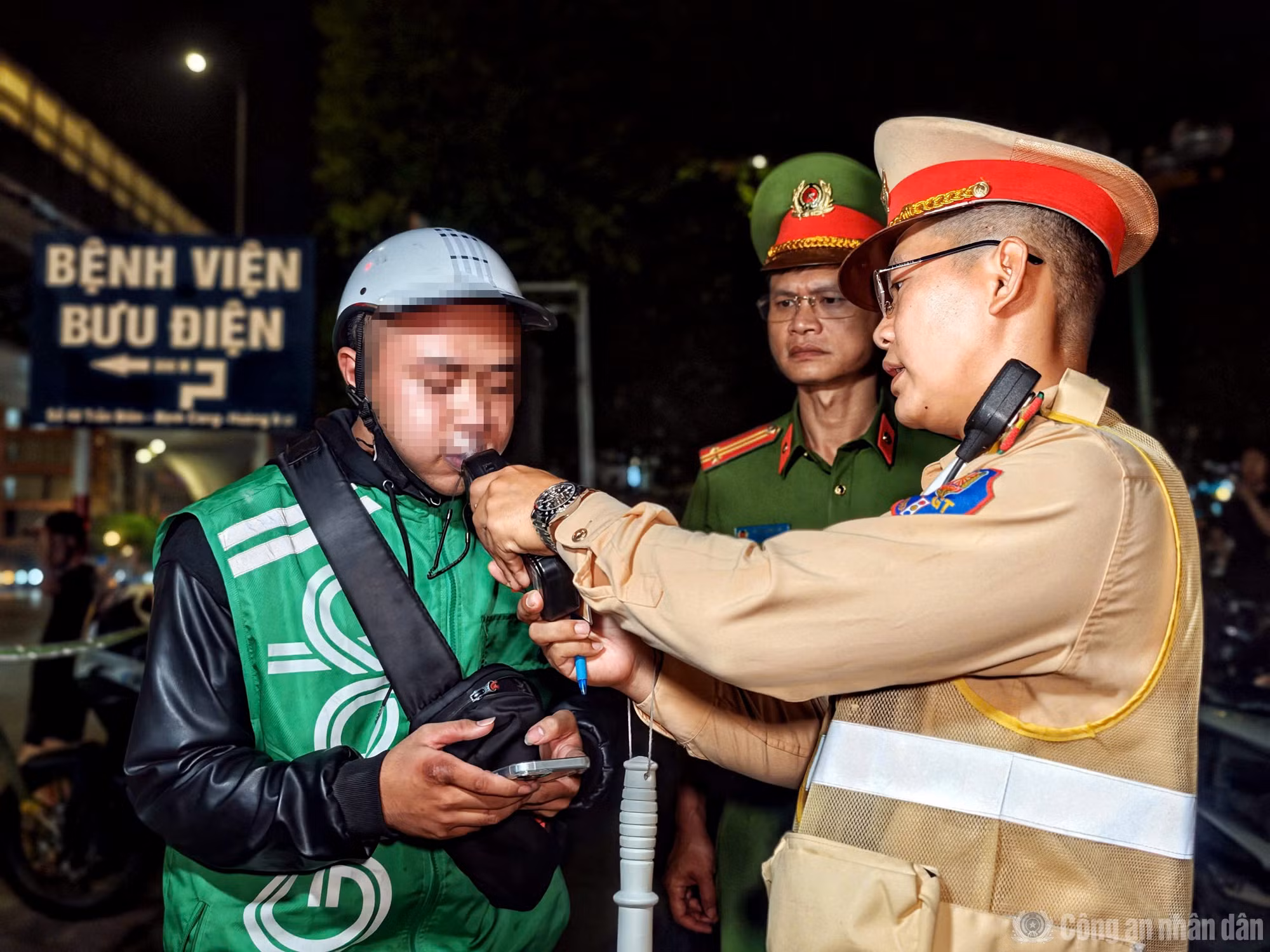 cand_br_doi-ba-20.jpg