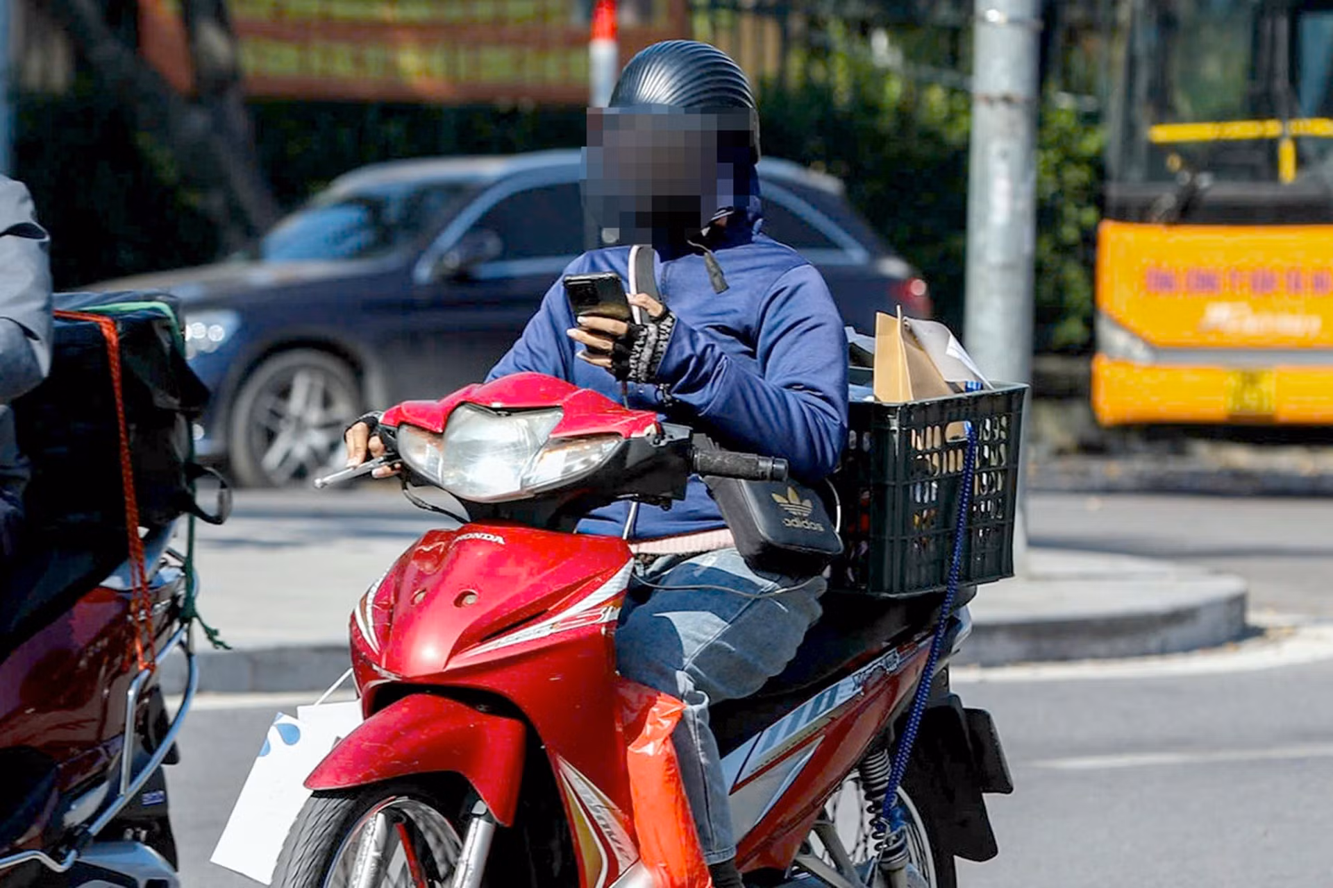 lai-xe-1782726096972599650847.jpg