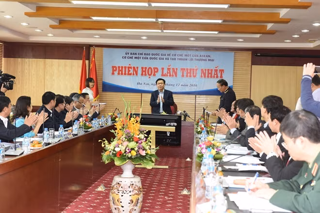 Phó Thủ tướng Vương Đình Huệ phát biểu chỉ đạo