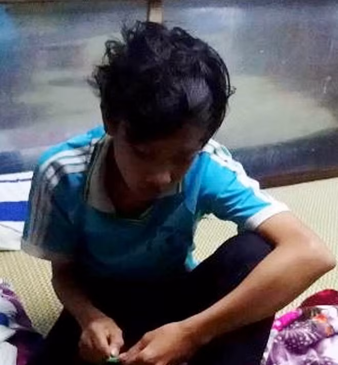 Em Trần Văn Nhật đã trở về nhà an toàn sau khi được một người dân phát hiện đi lạc trên đường phố.