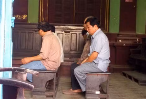 Các bị cáo tại tòa.