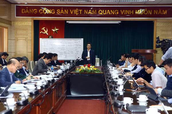 Cuộc họp Ban Chỉ đạo quốc gia phòng chống dịch bệnh viêm đường hô hấp cấp do chủng mới virus Corona, sáng 8/3.