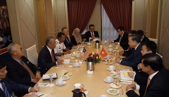 Hội đàm giữa Bộ Công an Việt Nam và Bộ Nội vụ Malaysia.