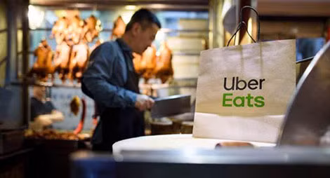Uber đã giúp hỗ trợ thành lập hơn 4.000 “nhà hàng ảo” đi kèm với các địa điểm đang hoạt động như Ricky.