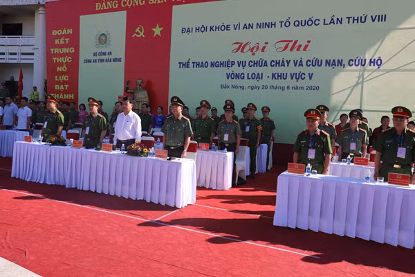 Các đại biểu tham dự hội thi.