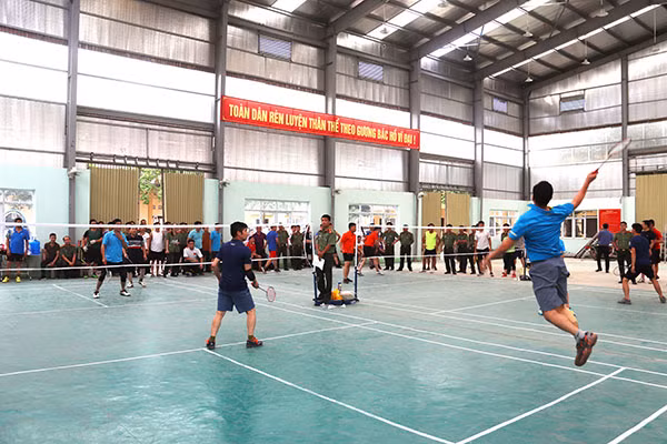 Các hoạt động thể thao diễn ra sôi nổi.