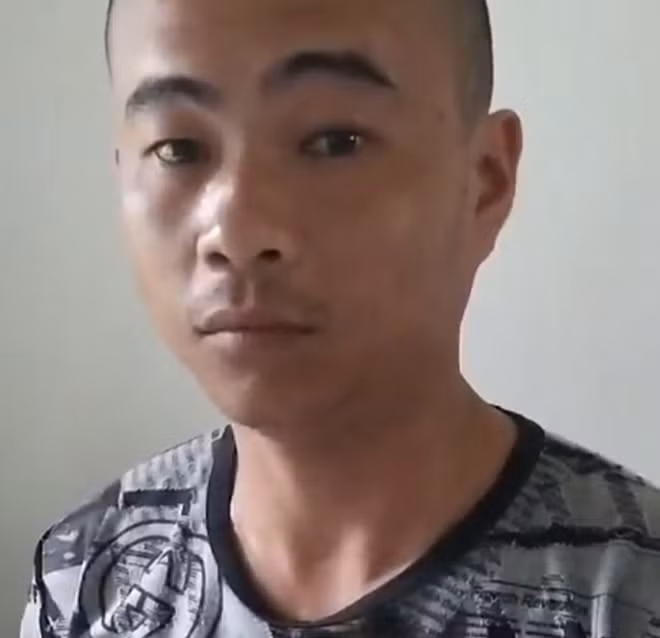 Đối tượng Nguyễn Đình Tuấn...