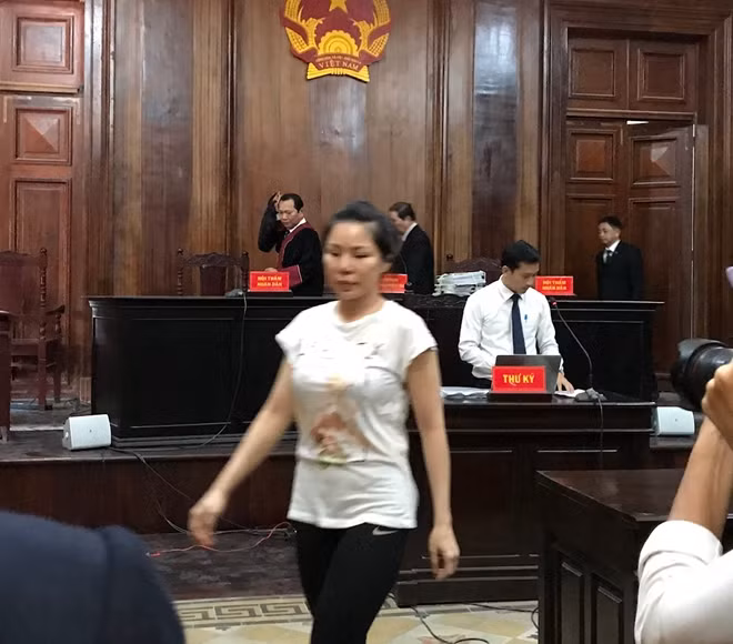 Bị cáo Vũ Thụy Hồng Ngọc