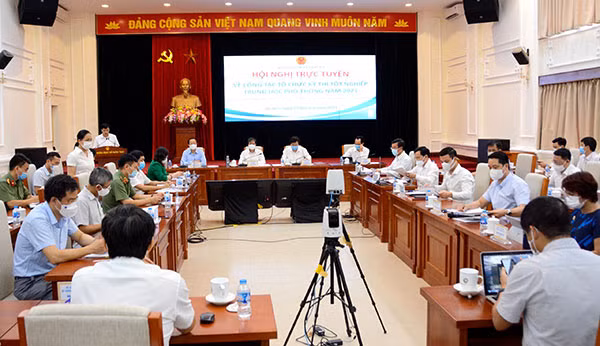 Các đại biểu tham dự Hội nghị tại điểm cầu Hà Nội.
