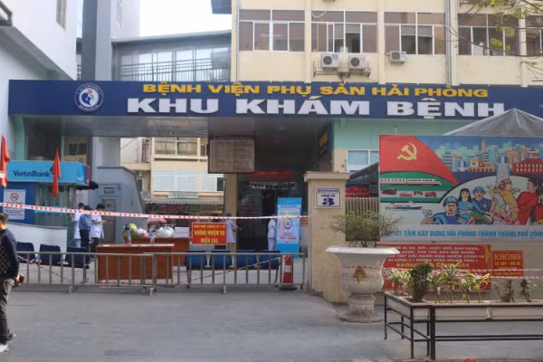Khu khám bệnh bệnh viện Phụ sản Hải Phòng bị phong tỏa tạm thời.