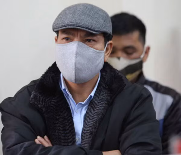 Phó Chánh thanh tra Bộ Xây dựng đại diện Chánh Thanh tra Bộ Xây dựng có mặt tại phiên toà.
