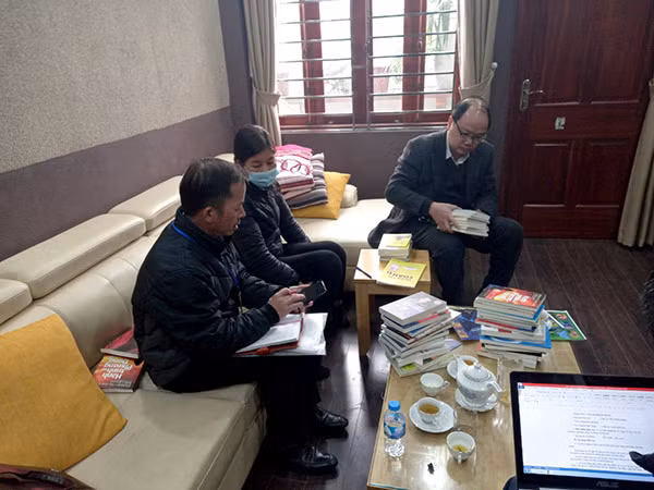 Lập biên bản thu giữ tang vật.