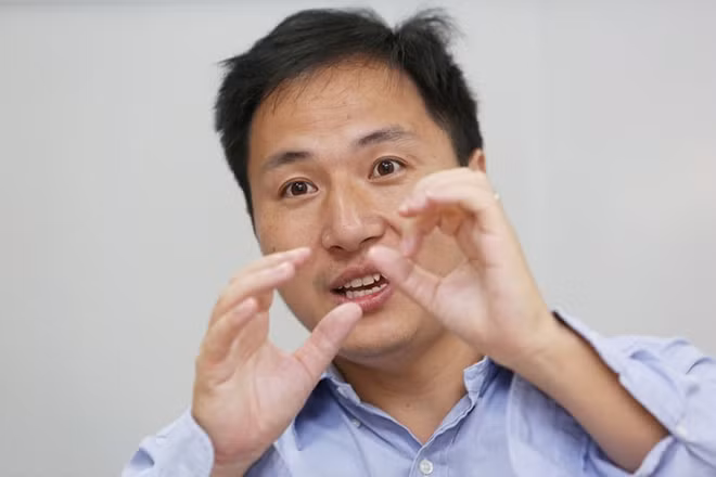 Jiankui He. Ảnh Reuters.